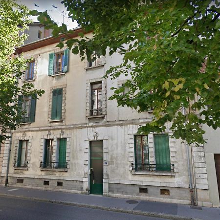 Studio Sous Les Toits Annecy Centre-Ville Zewnętrze zdjęcie